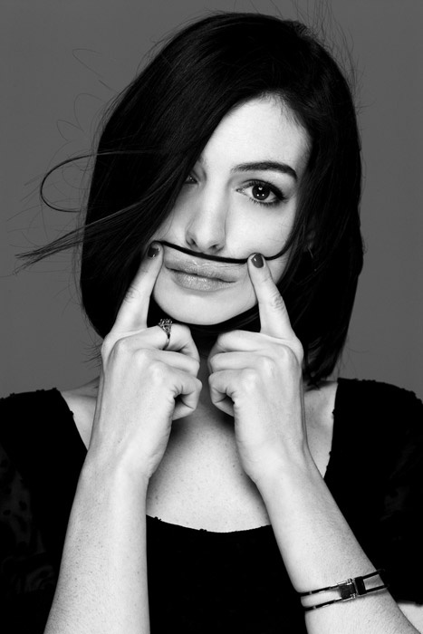 Anne Hathaway Cleans by Herself?
